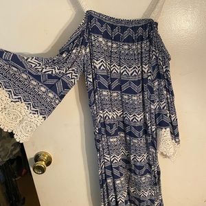 Mid length Aztec pattern dress with belle sleeves